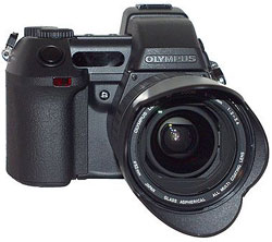 Olympus Camedia E-10 front